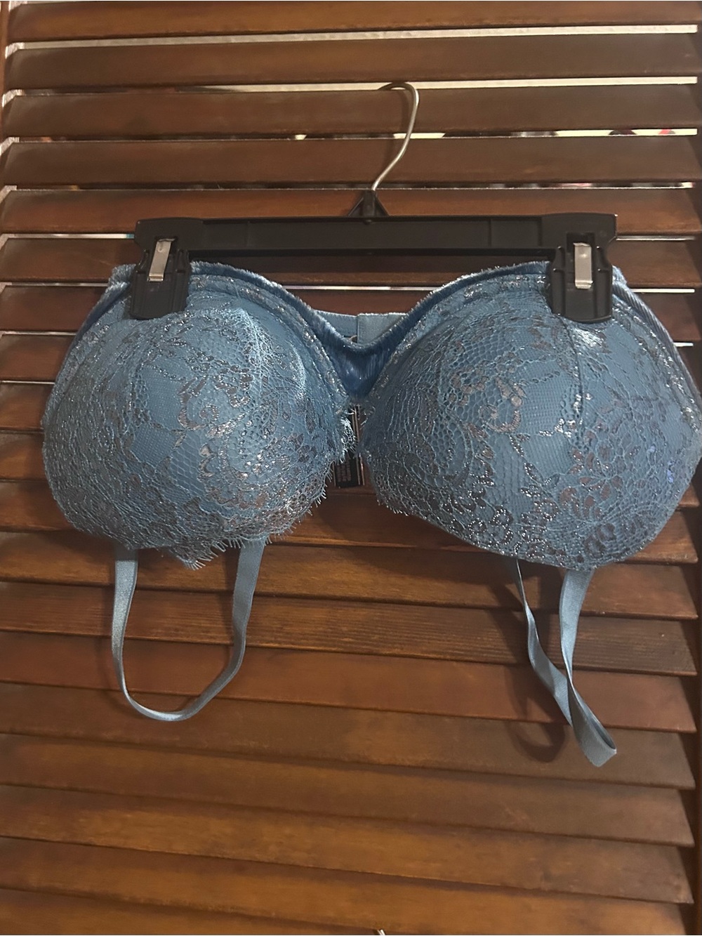 Victoria's Secret Blue Lace Push-Up Bra size 38B